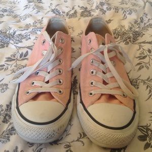 Pink converse