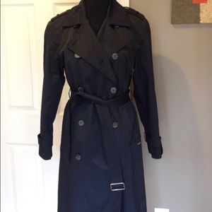 Like new Anne Klein Trench Coat