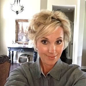 Meet your Posher, Darcee