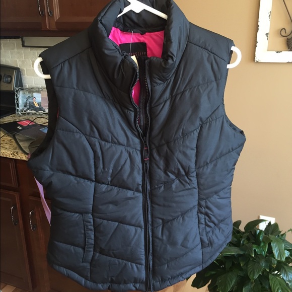Black vest