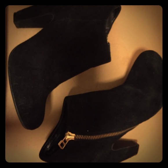 Black Steve Madden Booties