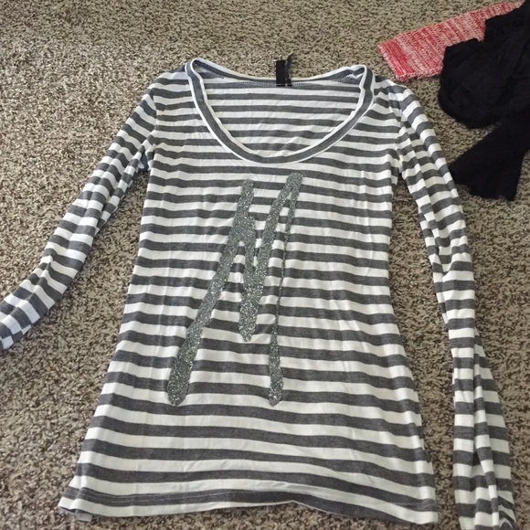 Guess by Marciano long sleeve shirt & red sweater