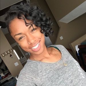 Meet your Posher, Vanny