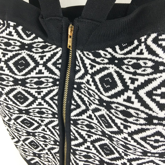 💥SALE💥NWOT XOXO knit Crop Tank Medium 🎀 - Picture 3 of 3