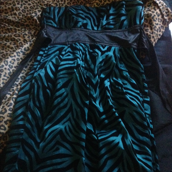 Strapless holiday dress