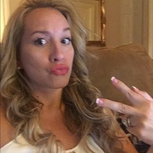 Meet your Posher, Sabrina