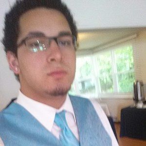 Meet your Posher, Lloyd