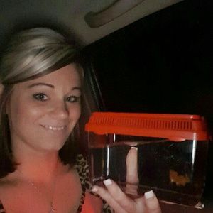 Meet your Posher, Amy anita