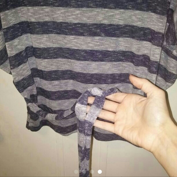 Batwing Striped Top - Picture 4 of 4