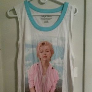 Marilyn Monroe tank top