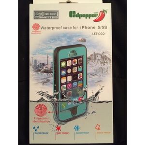 ON HOLD - Waterproof case for iPhone 5/5s