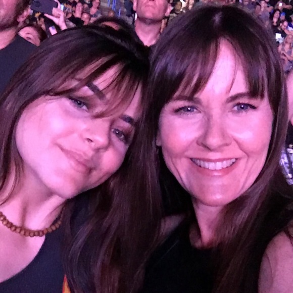 Meet your Posher, Julie - Picture 4 of 4