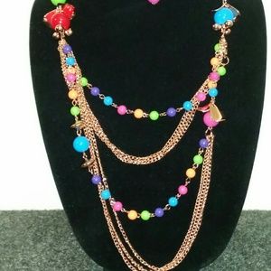 Necklace and earring set