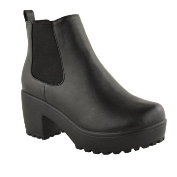 SOLD chunky black faux leather ankle boot