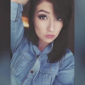 Meet your Posher, Monica