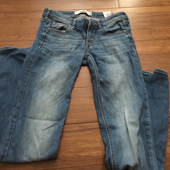 Women's hollister jeans