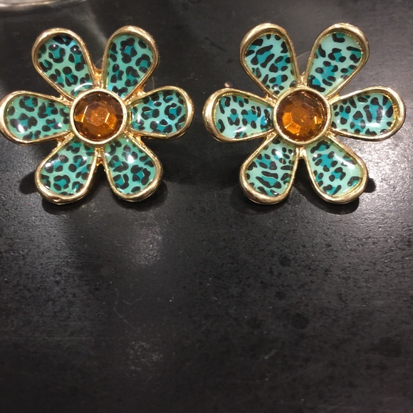 Blue Leopard Flower Stud Earrings