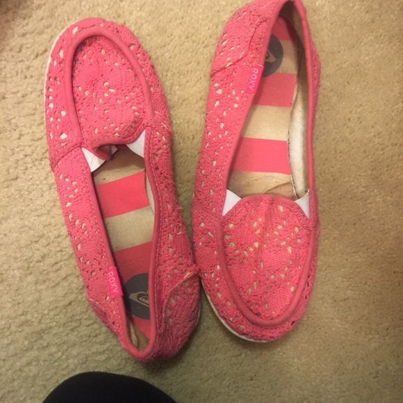 Used roxys slip ons