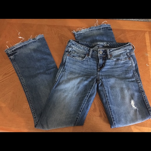 American eagle vintage flare distressed jeans