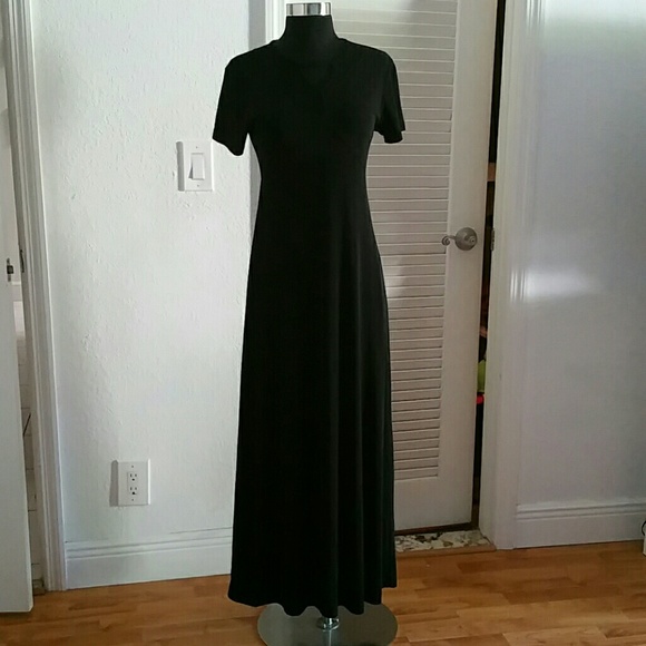 Sold out ! LIZ CLAIBORNE BLACK MAXI DRESS SIZE S - Picture 1 of 4