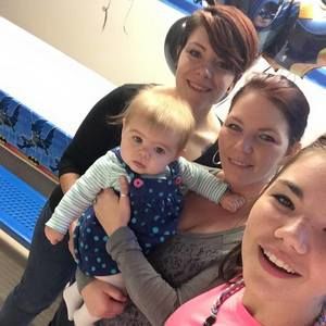 Meet your Posher, Corinne