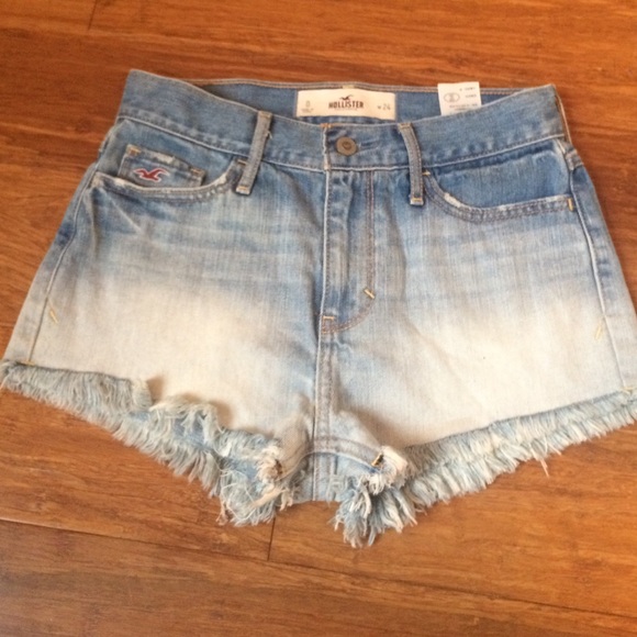 Size 0 high waisted shorts - Picture 1 of 4