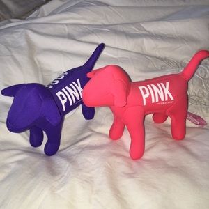 2 VS pink dogs