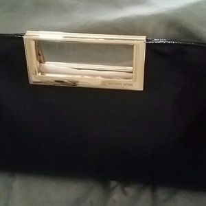 Micheal Kors  Berkley  Lg Clutch