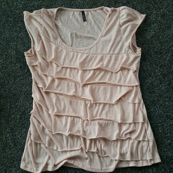 Short sleeve shirt
