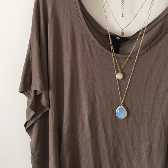 H&M Tops - Brown loose Tshirt
