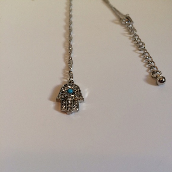 LAST ONE! Crystal Hamsa necklace - Picture 2 of 3