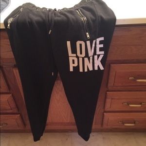 PINK sweat pants! 🎀💋