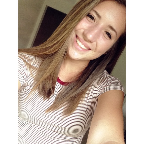 Meet your Posher, Jillian - Picture 1 of 1