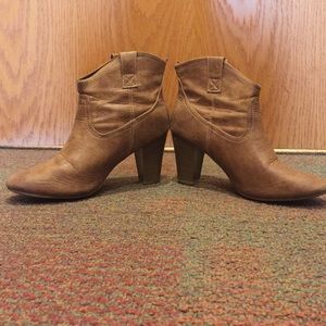 Old Navy ankle boots