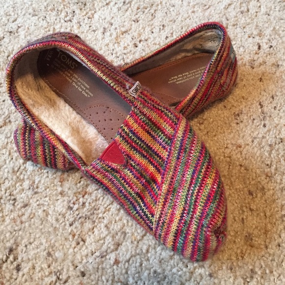 TOMS - Picture 1 of 3