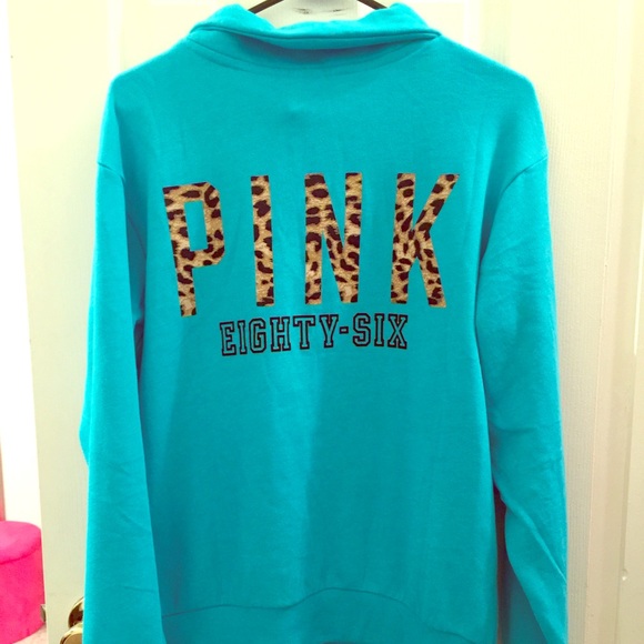 VS Pink half zip pullover