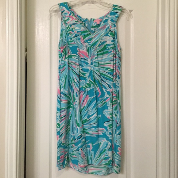 Lilly Pulitzer Shift dress!