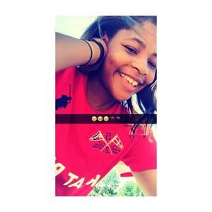 Meet your Posher, Awa