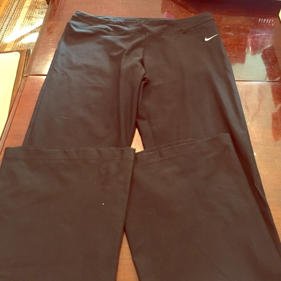 NWOT Black Nike Pants