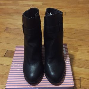 Black booties size 10 never been worn