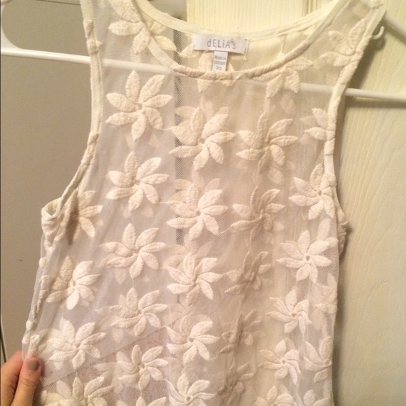 Delias xs off white sheer top - Picture 2 of 4