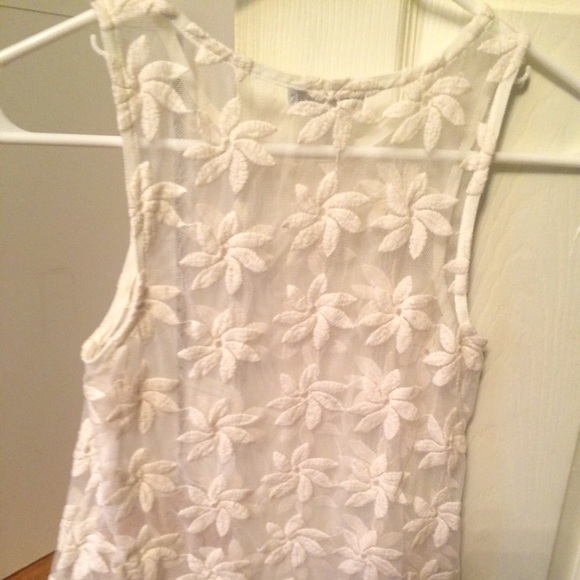 Delias xs off white sheer top - Picture 3 of 4