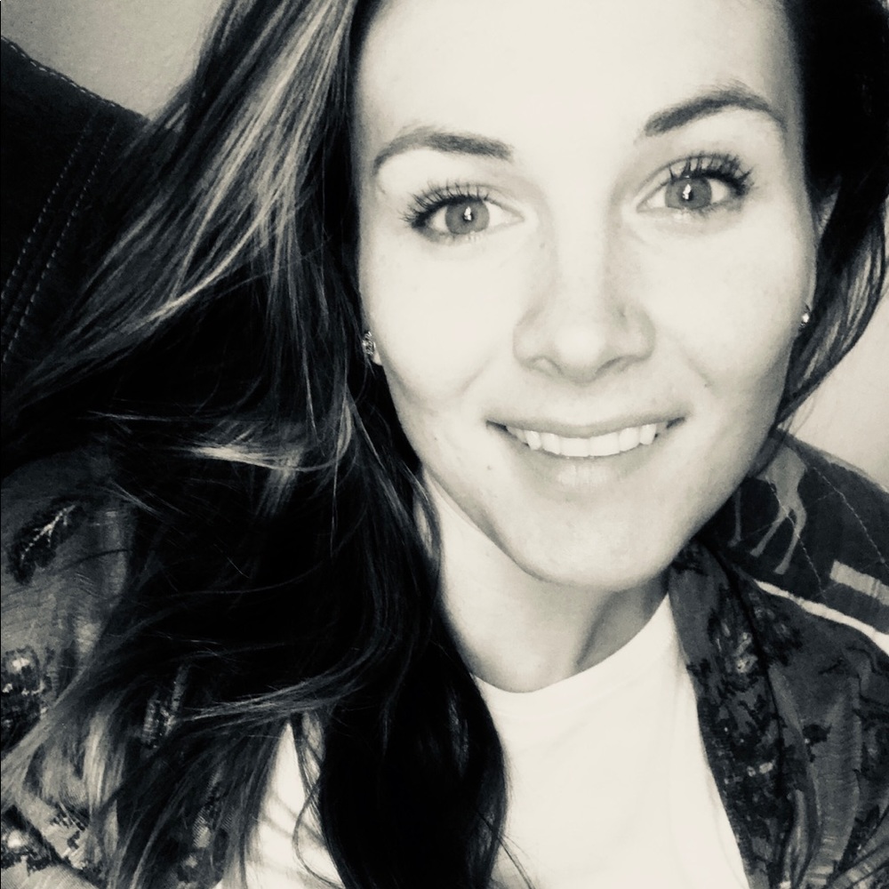 Meet your Posher, Kassandra