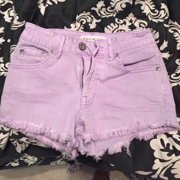 Bullhead high waisted shorts