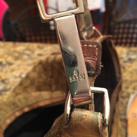 Authentic Gucci large canvas hobo bag - Picture 3 of 4