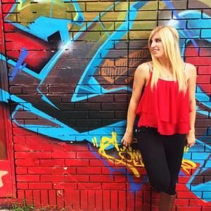 Meet your Posher, Jaclyn