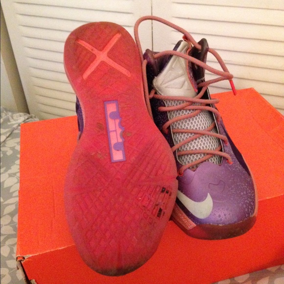 Lebron Shoes - Lebrons