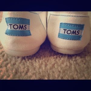 TOMS
