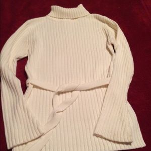 Cream long sleeve sweater