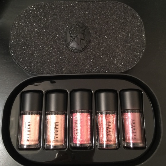 Mac loose pigment set